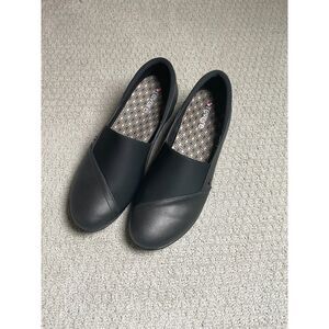 Revere Comfort Slip-On Shoes Black Size 8 Orthotic Friendly Work Casual Flats